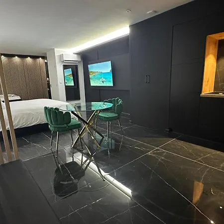 Villa Luxury Living *